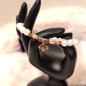 White Beaded Bracelet with Silver Toned Bee Bead Focus